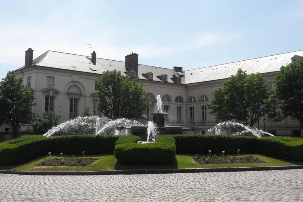 Appartement Cosy Dans Le Centre Historique Saint-Germain-en-Laye Zewnętrze zdjęcie