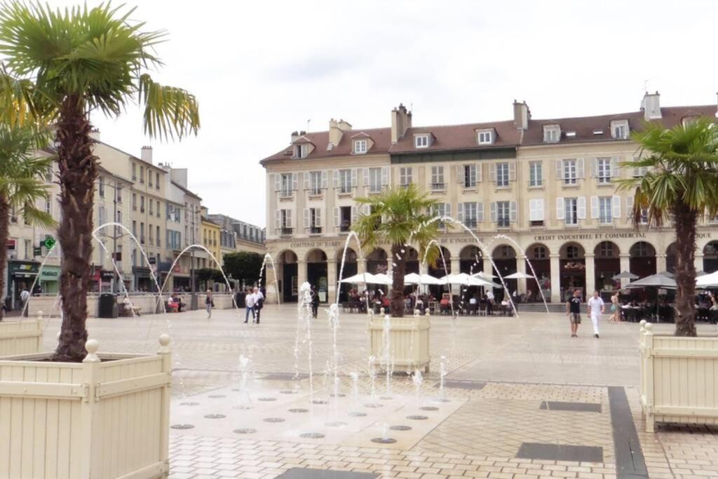 Appartement Cosy Dans Le Centre Historique Saint-Germain-en-Laye Zewnętrze zdjęcie